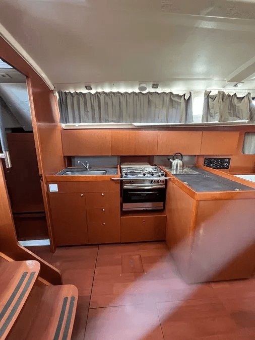 Oceanis 41.1 - photo 12