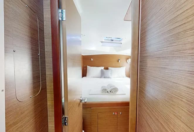 Lagoon 380 - photo 9