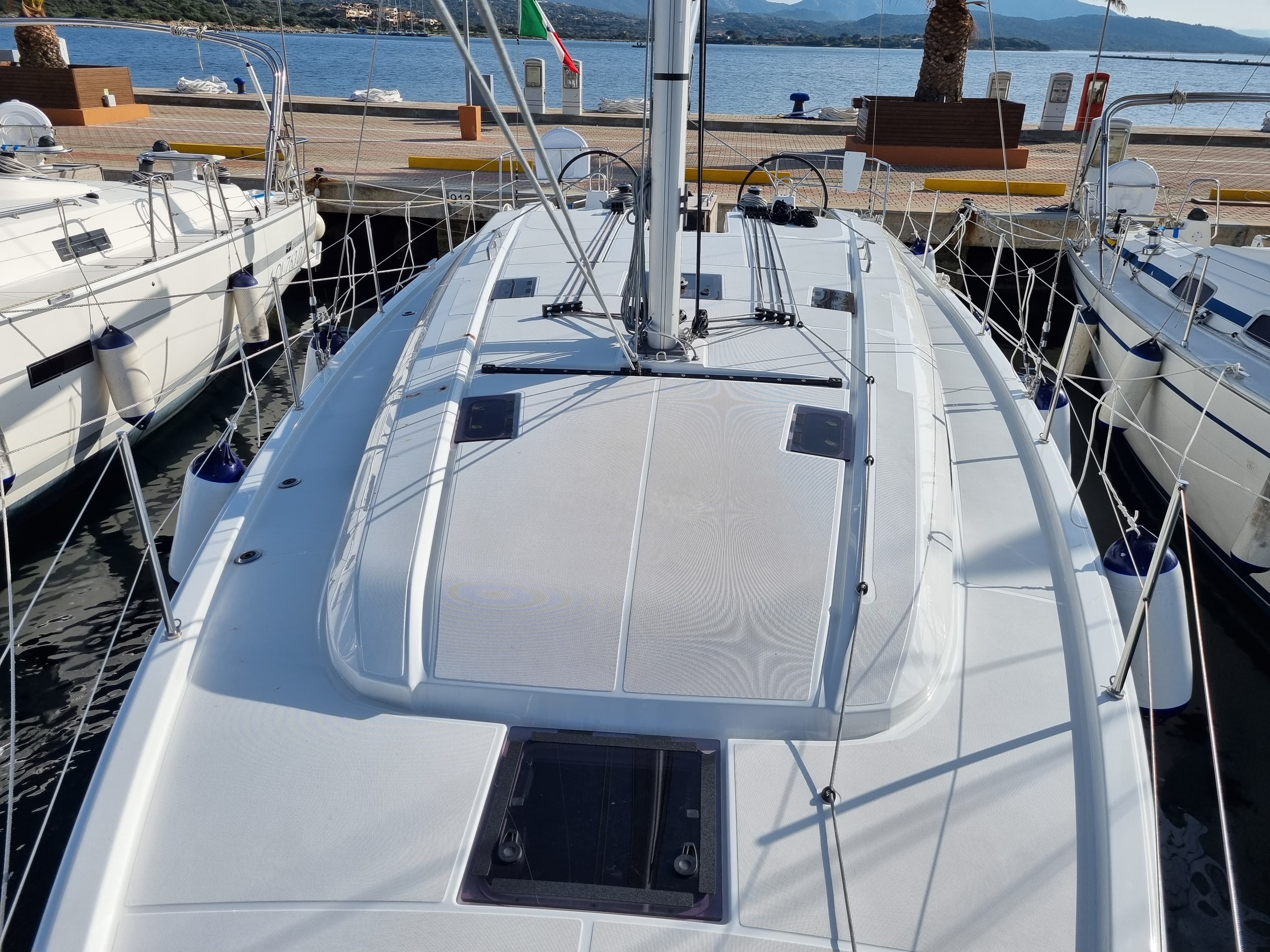 Oceanis 40.1 - photo 12