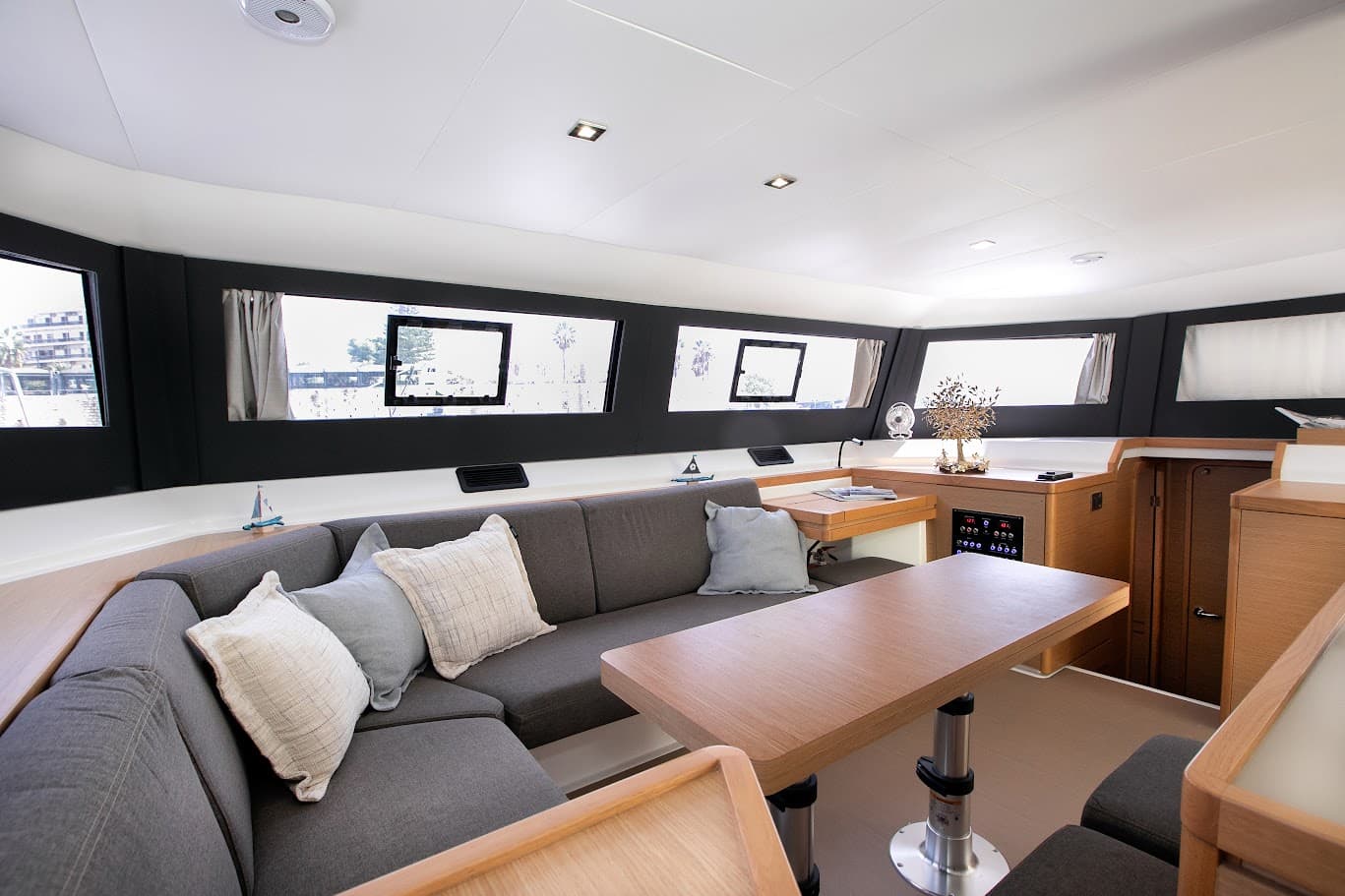 Dufour Catamaran 48 - photo 12