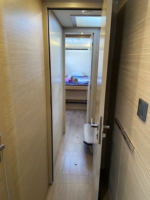 Lagoon 46  - photo 22