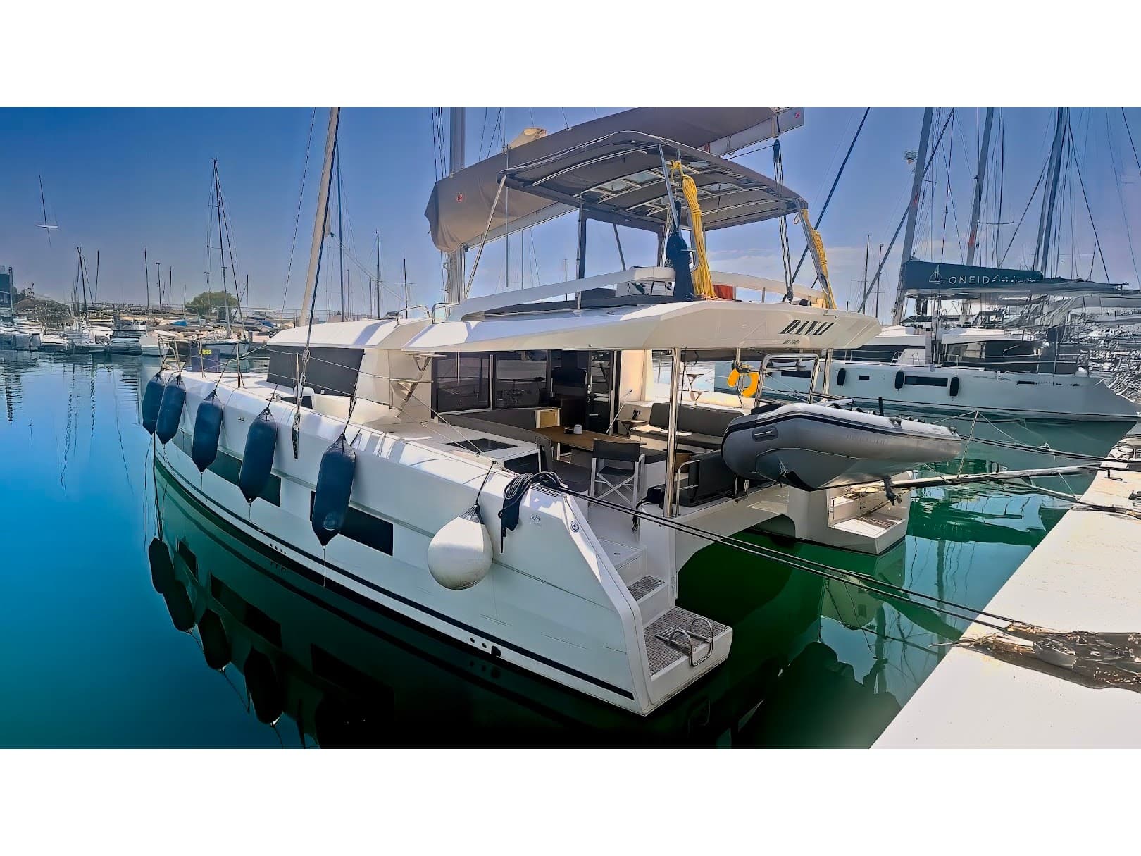 Dufour Catamaran 48 - photo