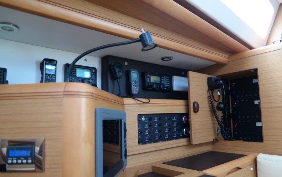 Jeanneau 57 - photo 12