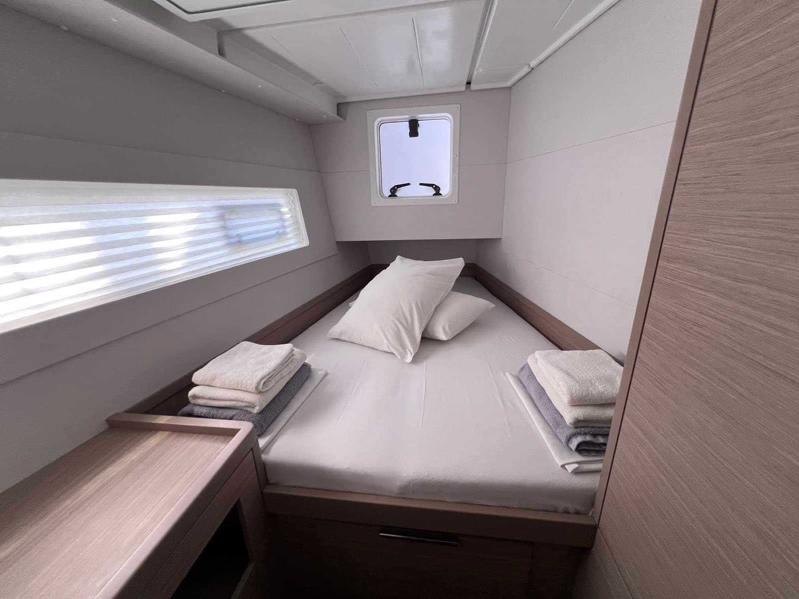 Lagoon 40 - photo 10