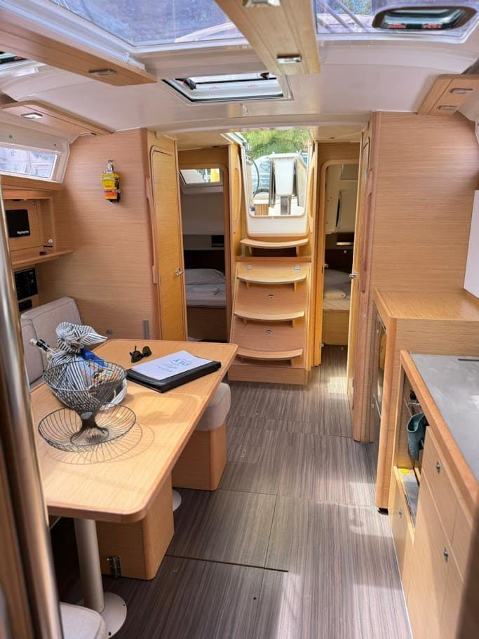 Dufour 390 - photo 8