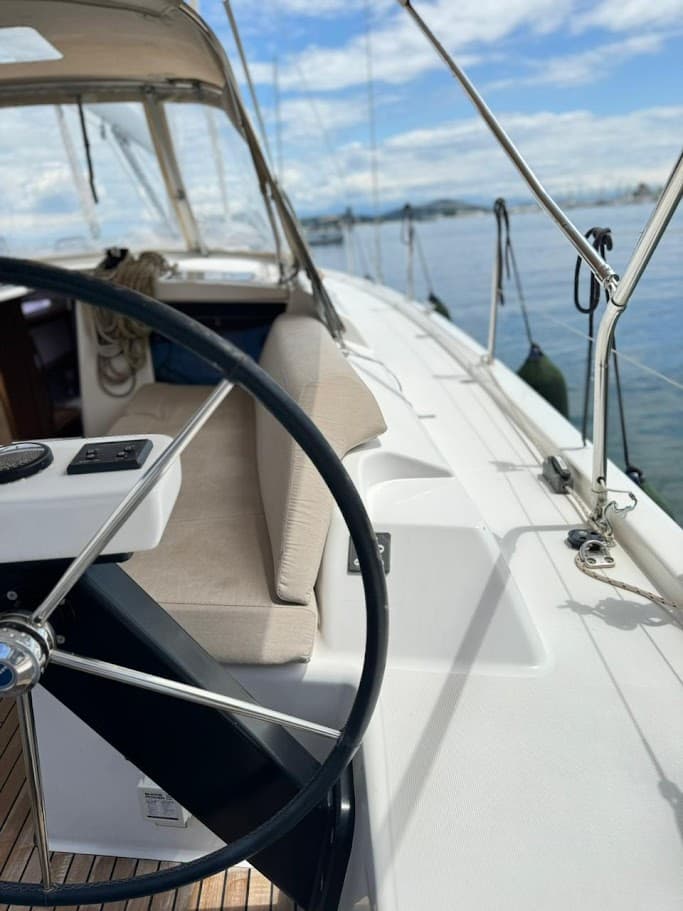 Dufour 390 - photo 7