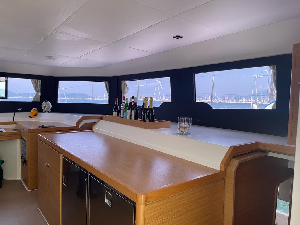 Dufour Catamaran 48 - photo 8