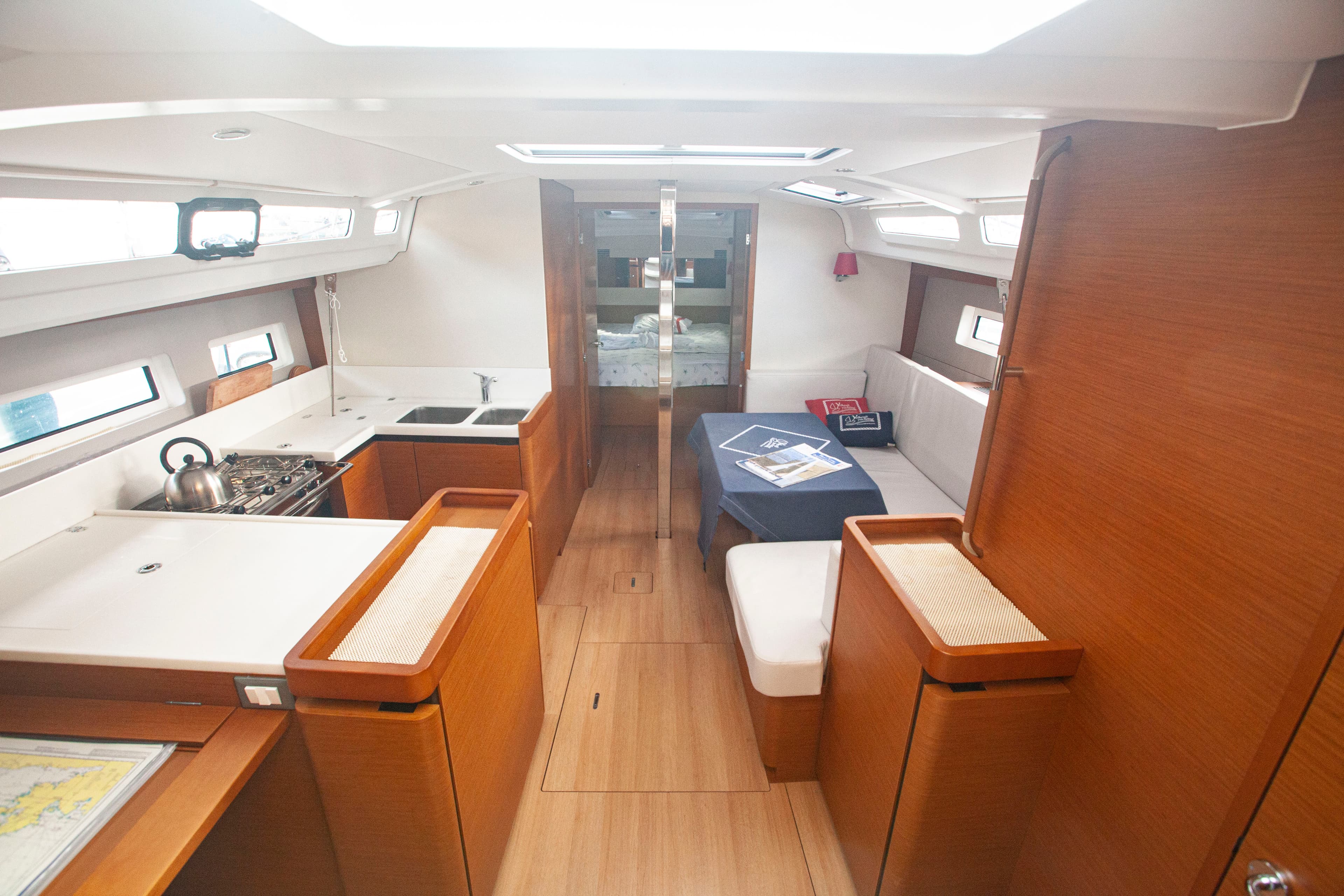 Sun Odyssey 440 - photo 8