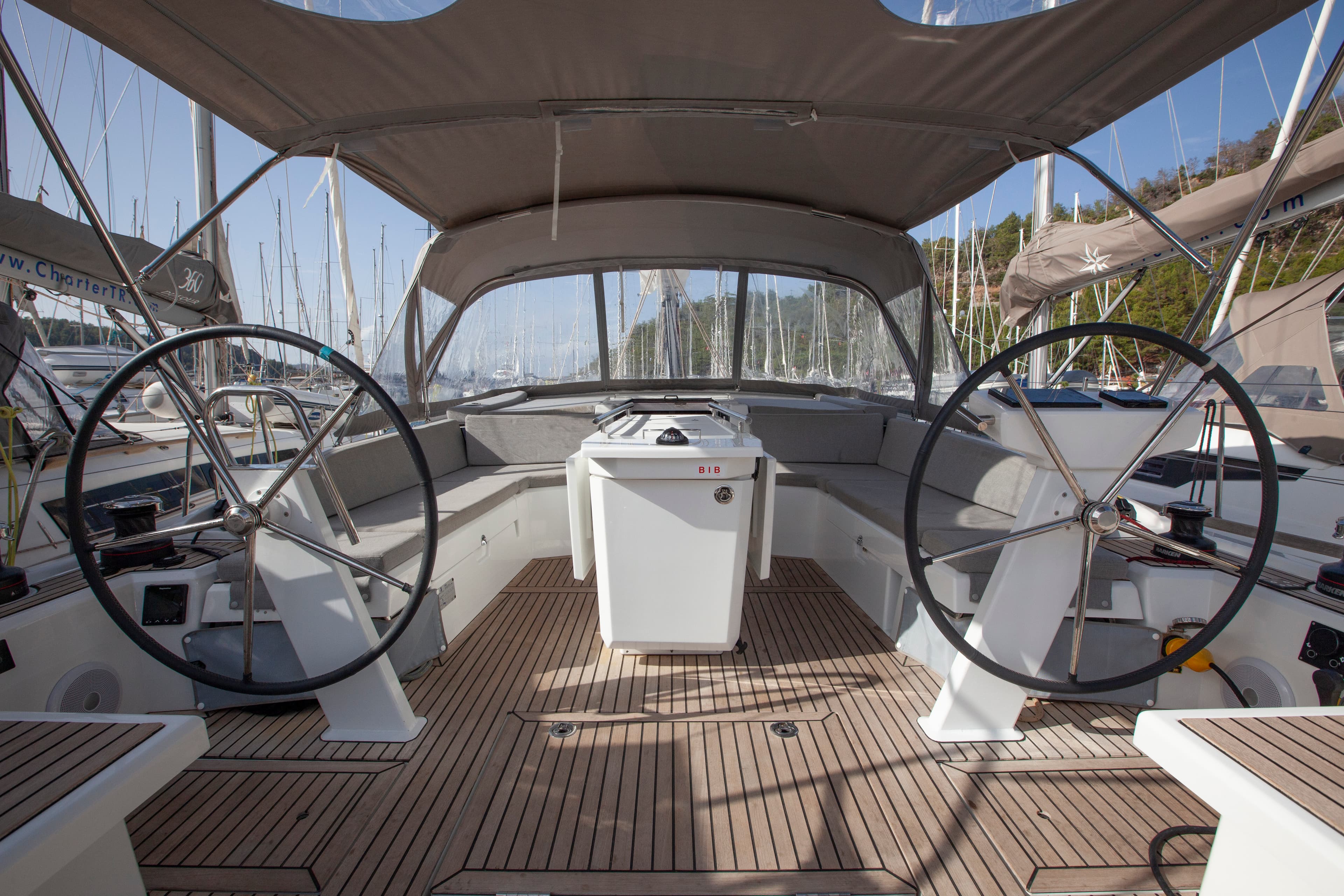 Oceanis 46.1 - photo 5