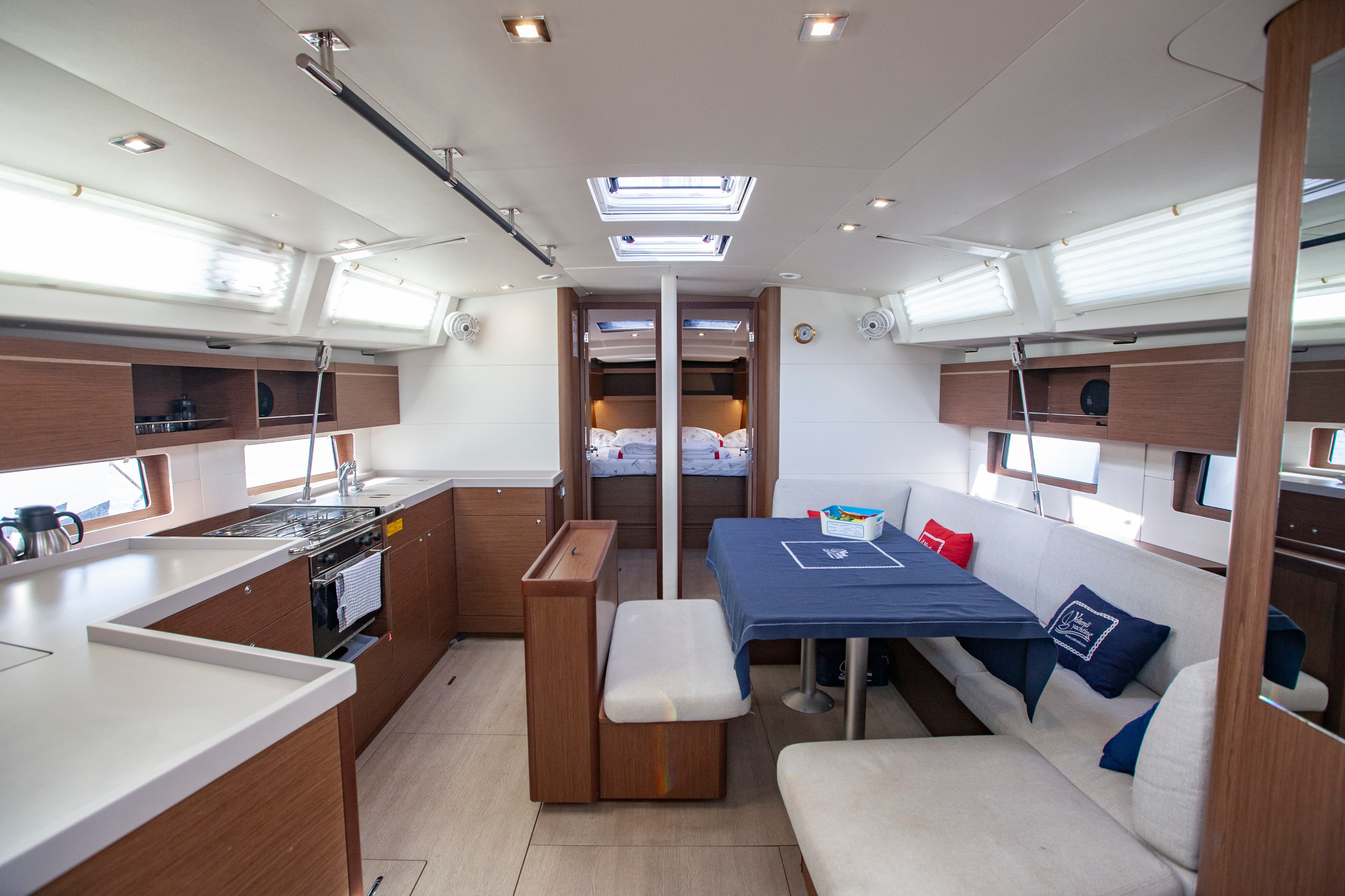 Oceanis 46.1 - photo 7