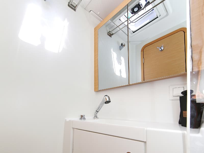 Lagoon 39 - photo 80