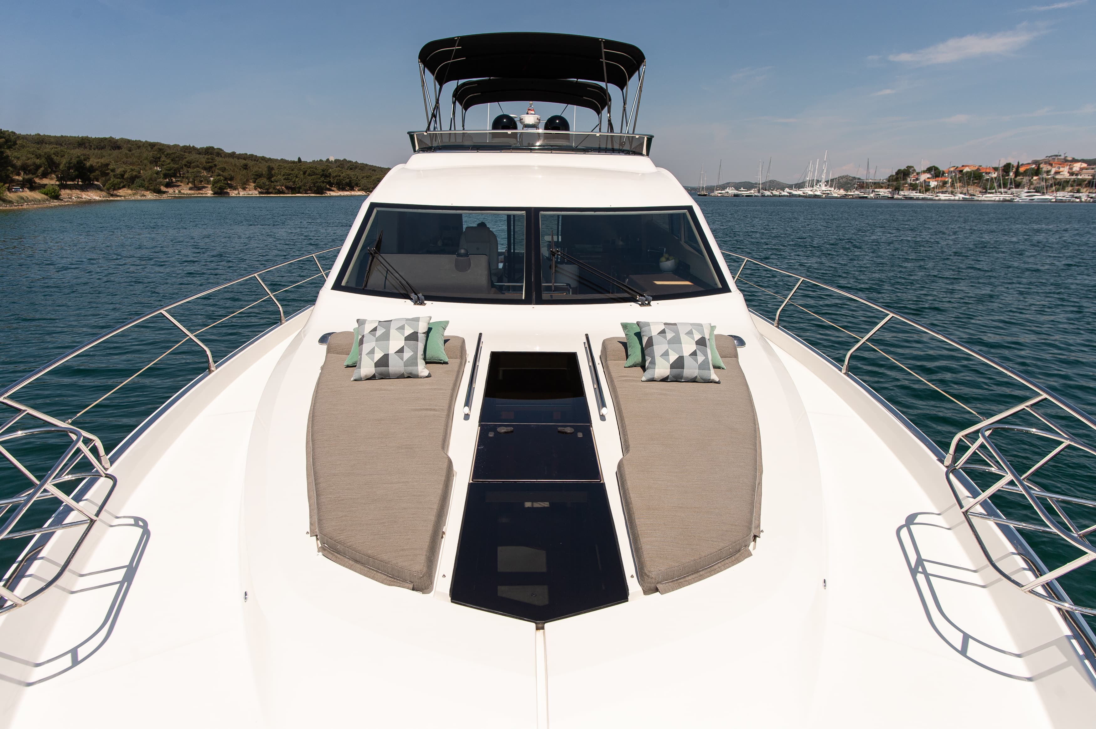 Galeon 640 Fly - photo 17