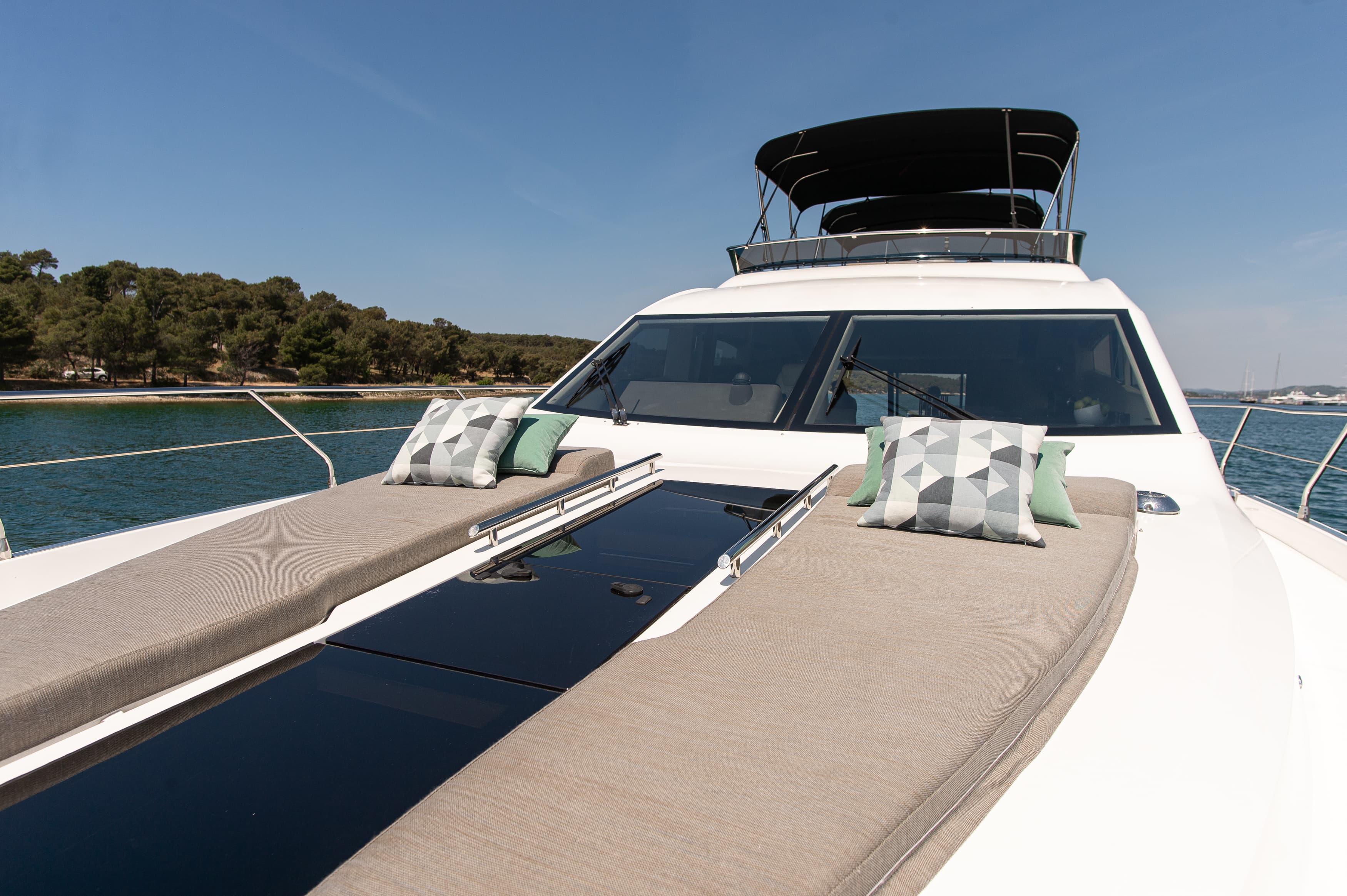 Galeon 640 Fly - photo 18