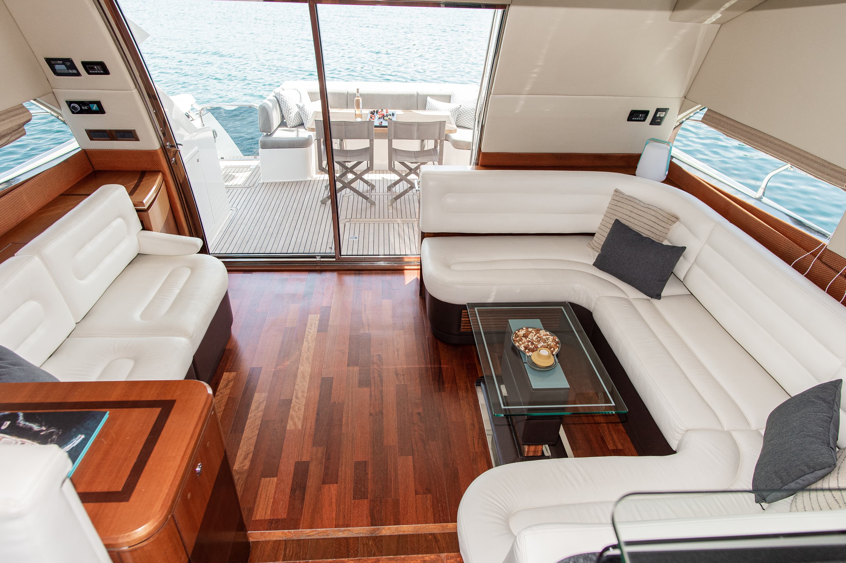 Galeon 640 Fly - photo 25
