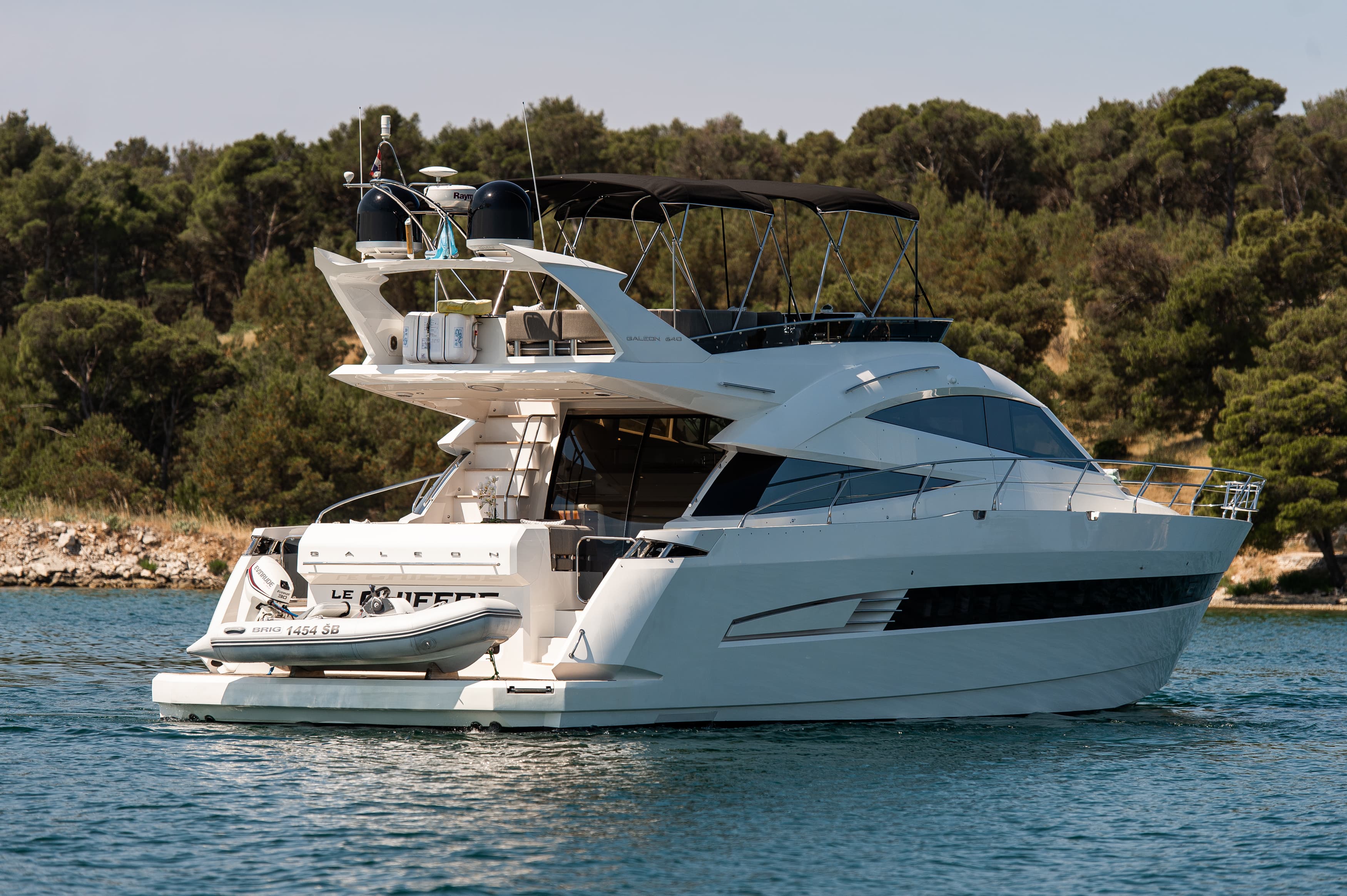 Galeon 640 Fly - photo 9