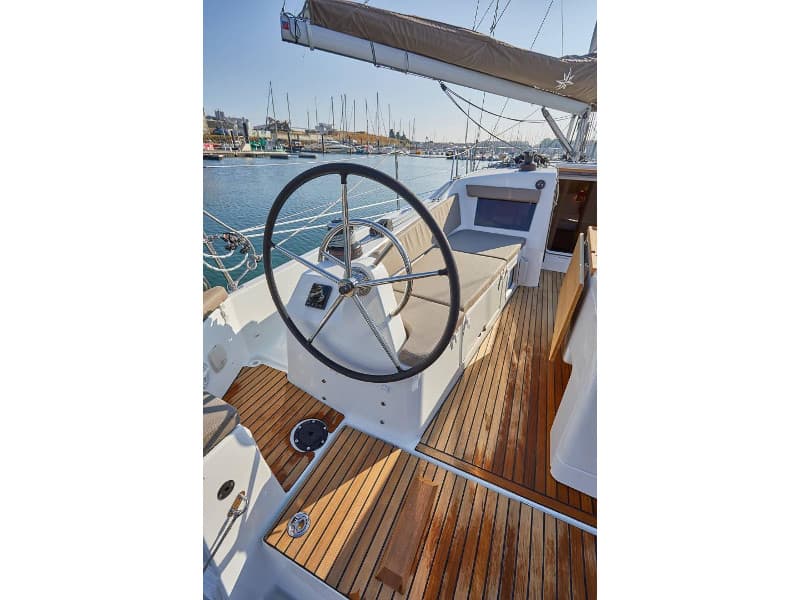 Sun Odyssey 410 - photo 8