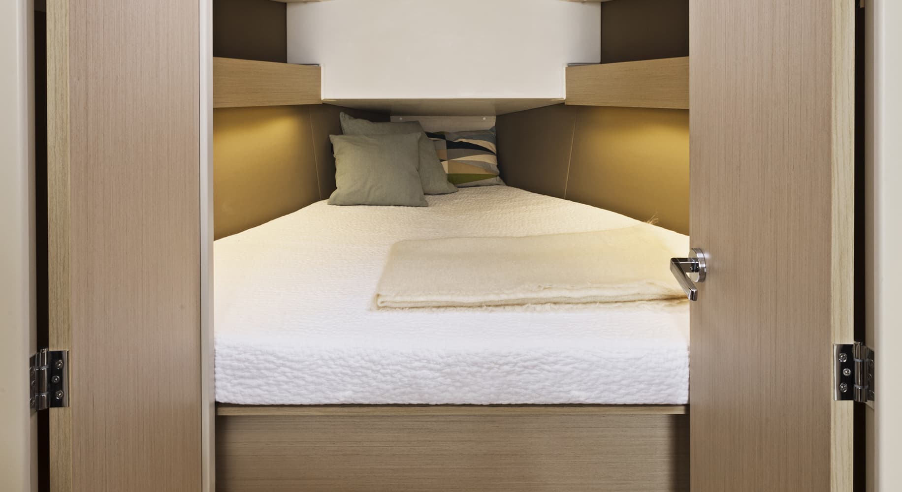 Oceanis 30.1 - photo 14