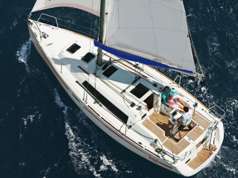 Oceanis 31 - photo