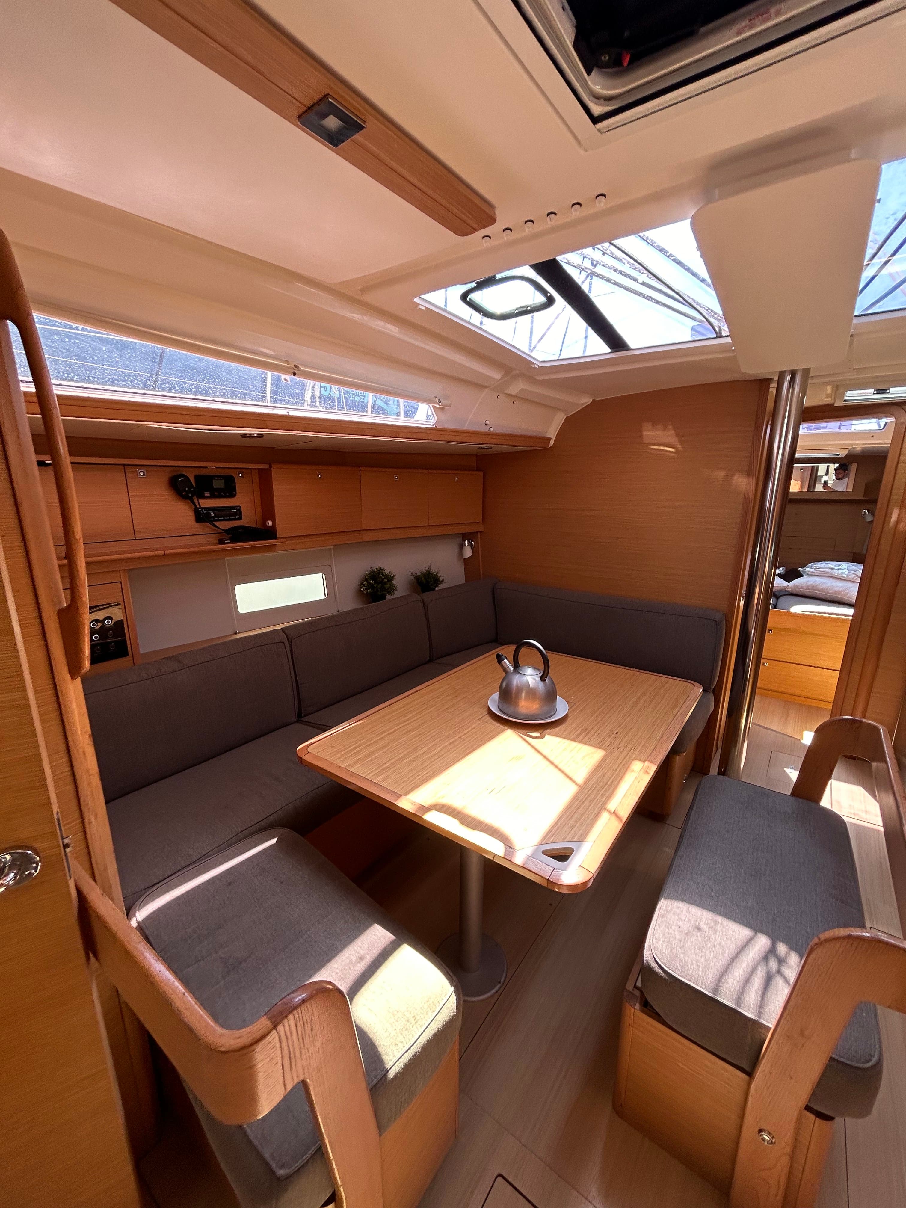 Dufour 430 - photo 22