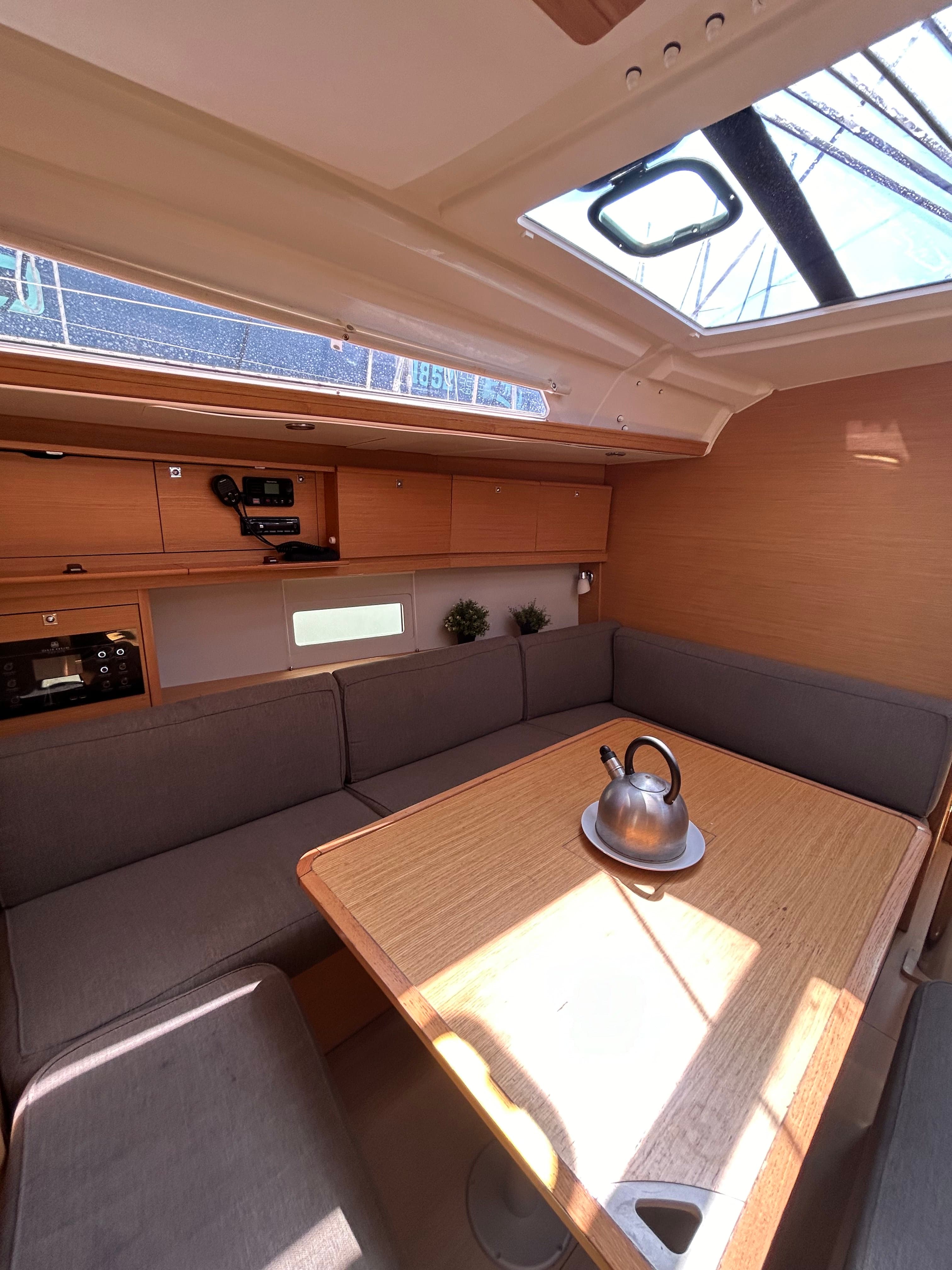 Dufour 430 - photo 11