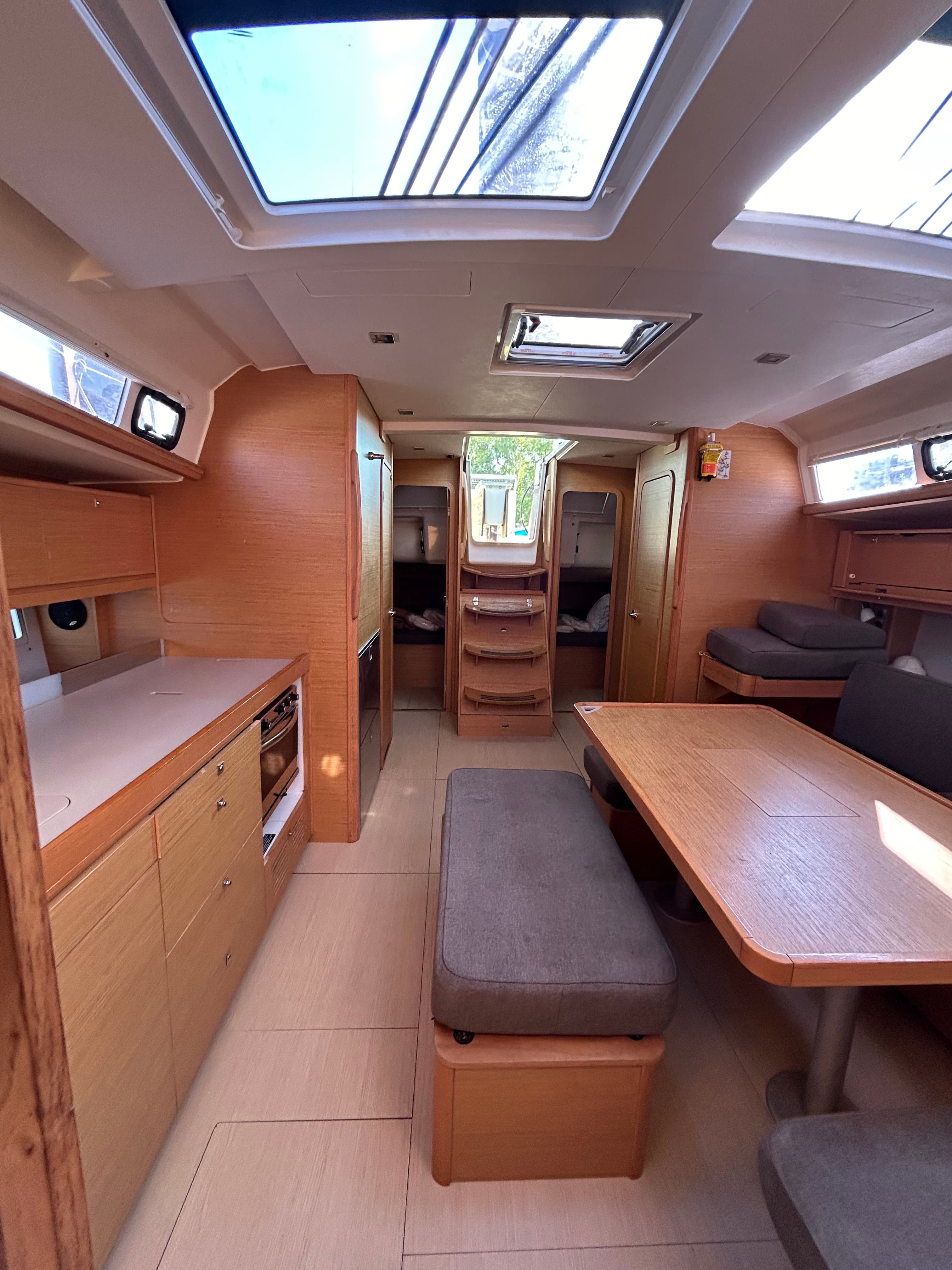 Dufour 460 Grand Large - photo 17