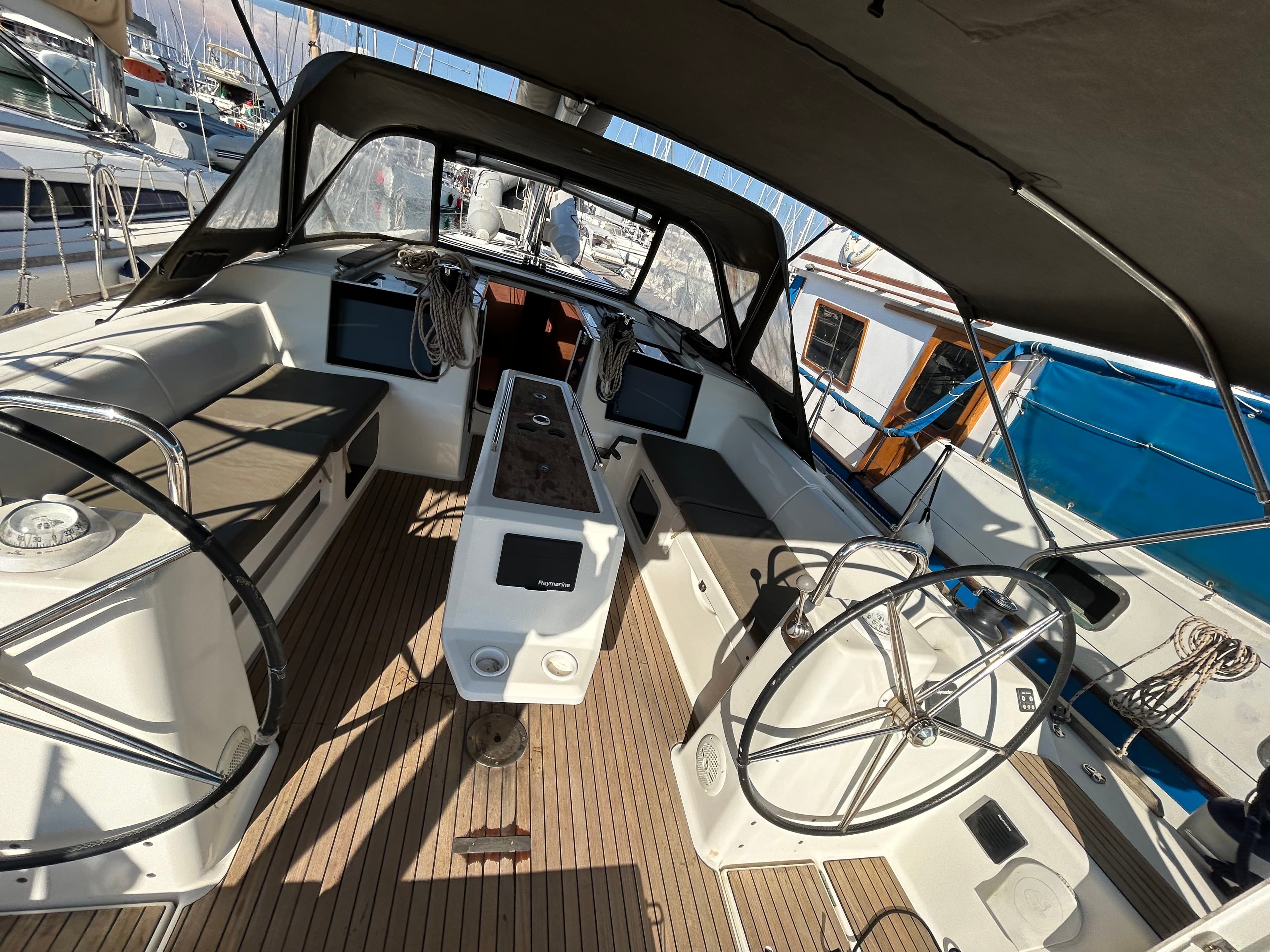 Dufour 460 Grand Large - photo 4