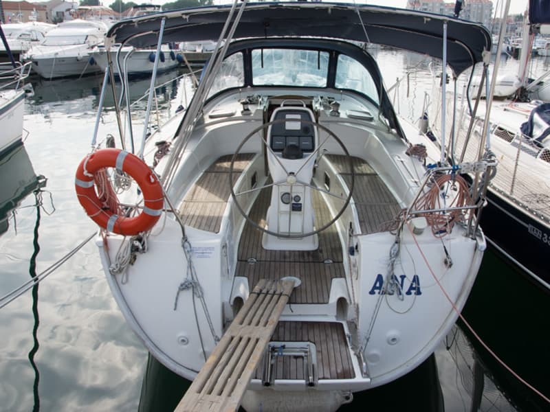 Bavaria 38 Cruiser - photo