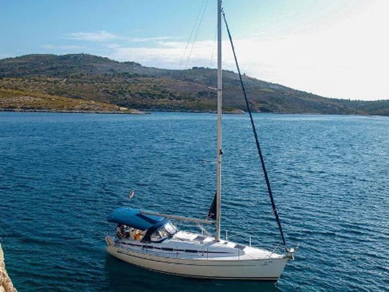 Bavaria 32 Cruiser - photo