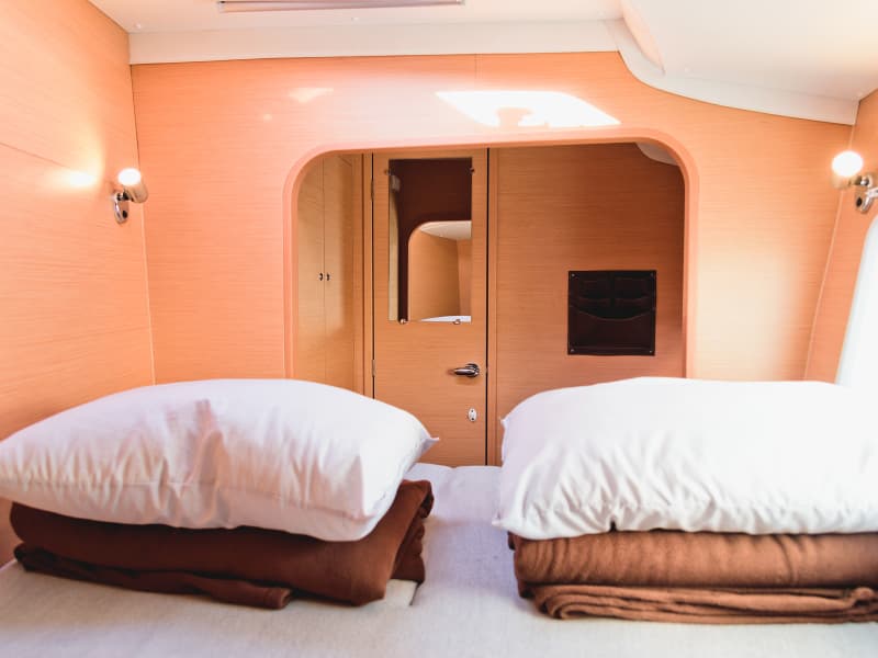 Lagoon 380 - photo 11