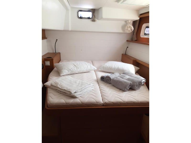 Lagoon 450 - photo 7