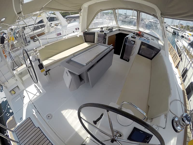 Oceanis 45 - photo 18