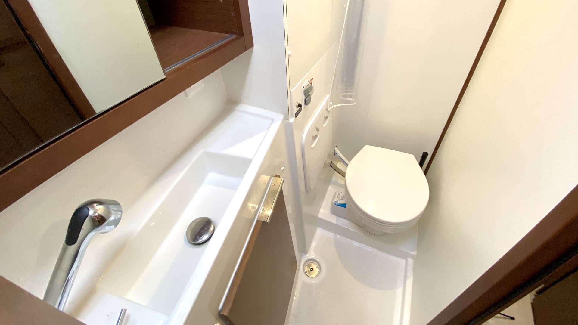 Lagoon 40 - photo 30