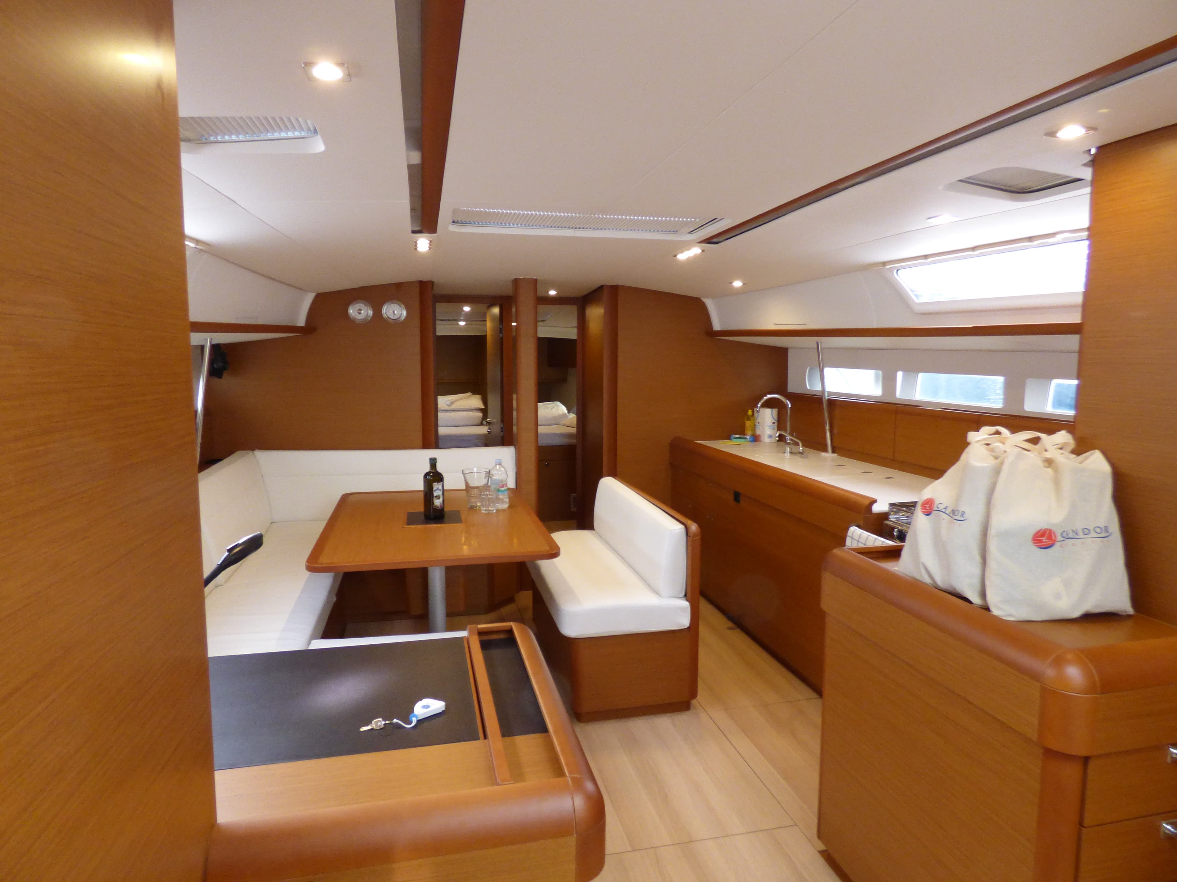 Sun Odyssey 519 - photo 20