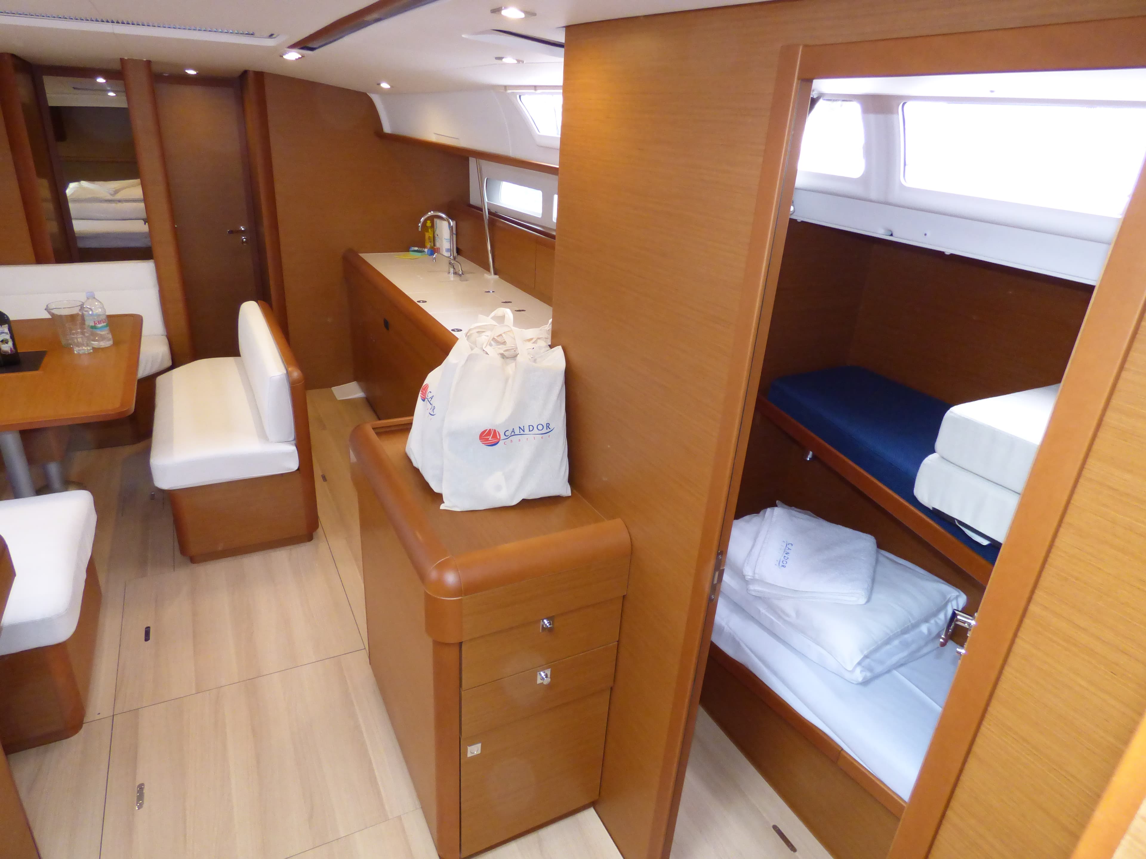 Sun Odyssey 519 - photo 28