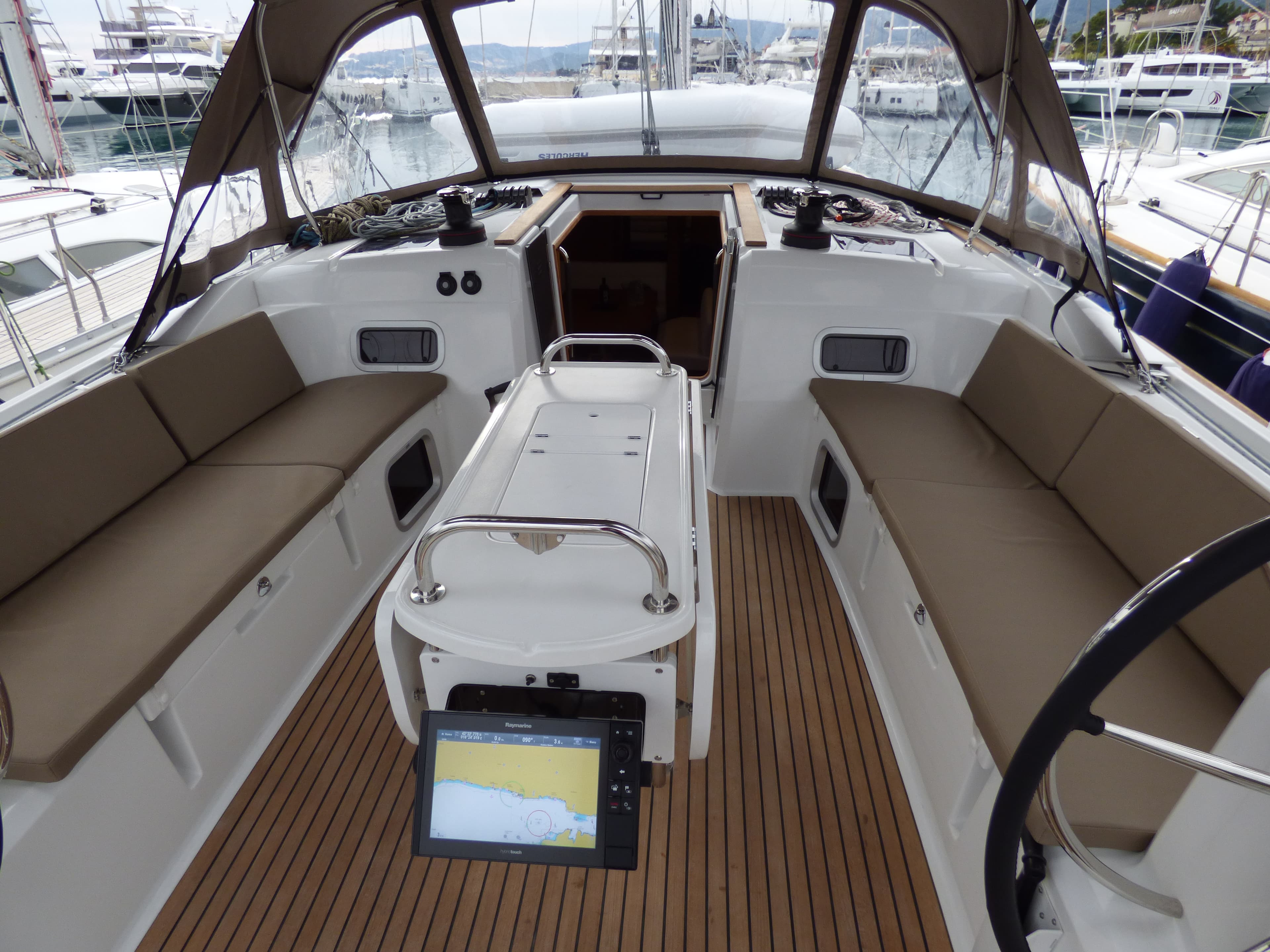 Sun Odyssey 519 - photo 14