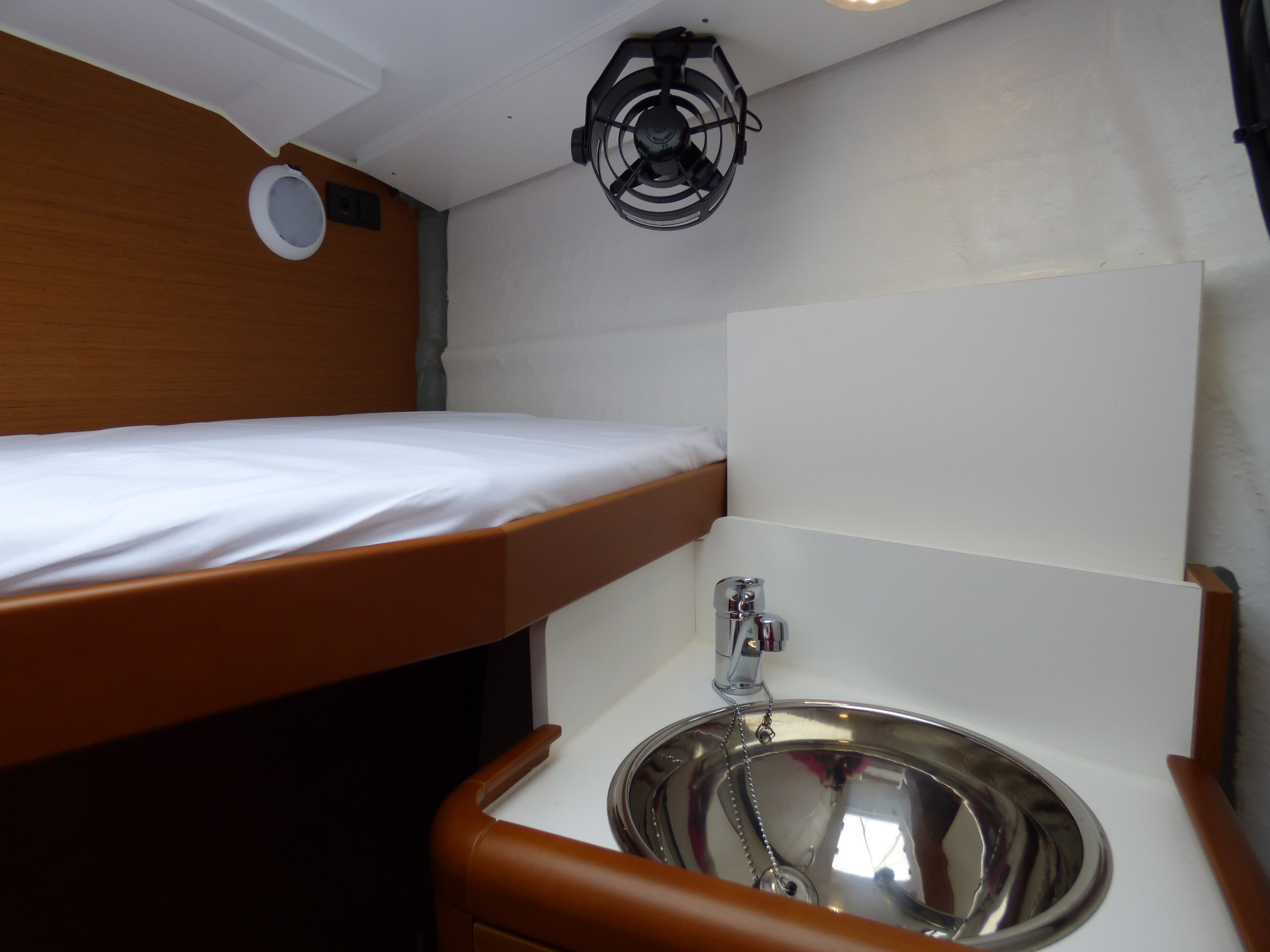 Sun Odyssey 519 - photo 21