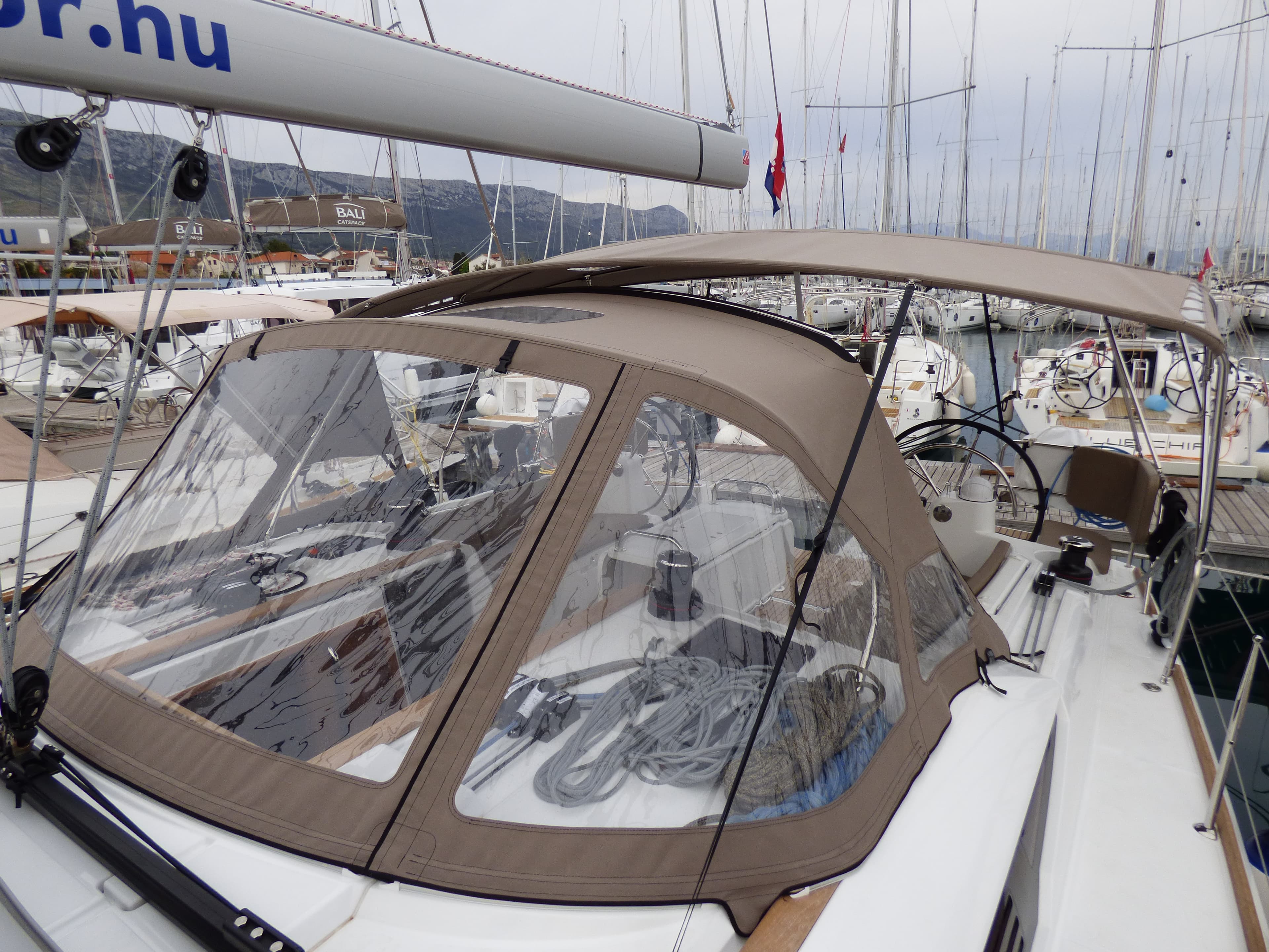 Sun Odyssey 519 - photo 19