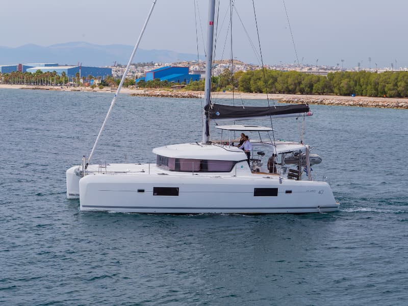 Lagoon 42 - photo 14