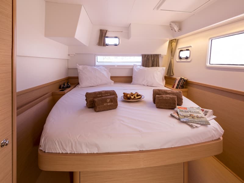 Lagoon 42 - photo 30