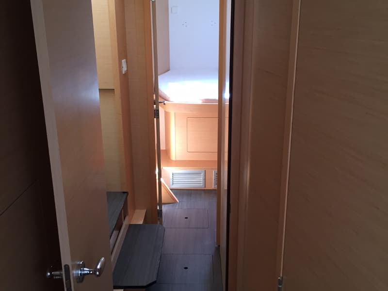 Lagoon 42 - photo 15