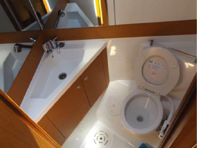 Jeanneau 53 - photo 17