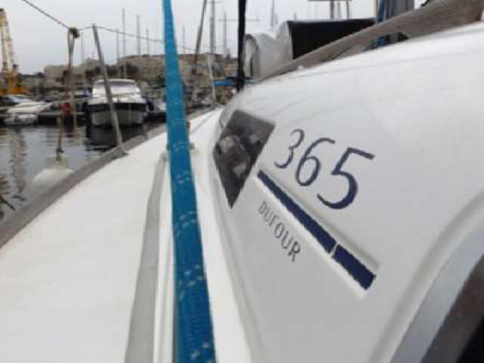 Dufour 365 - photo 7