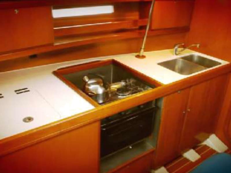 Dufour 365 - photo 14