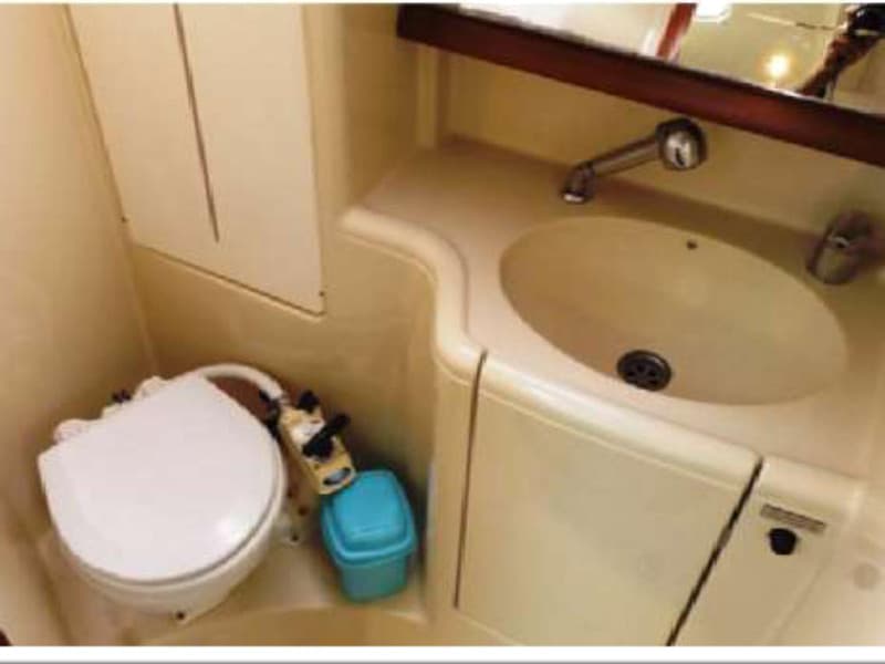 Dufour 365 - photo 20