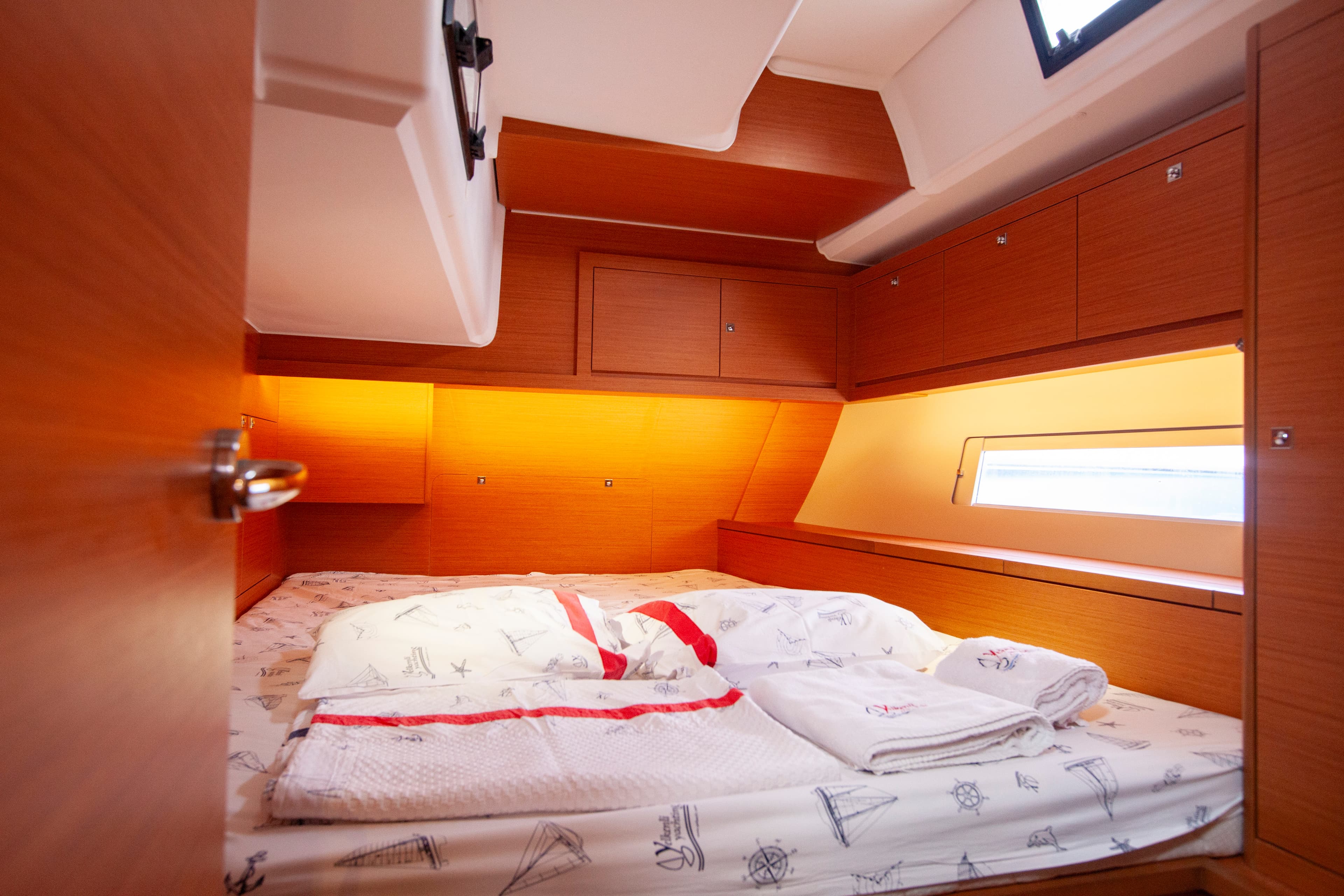 Dufour 470 - photo 11