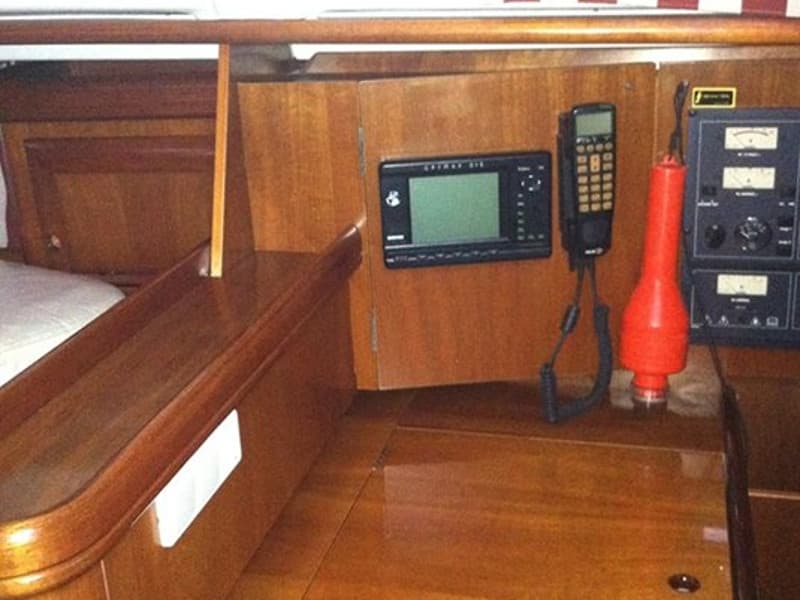 Oceanis 411 - photo 14