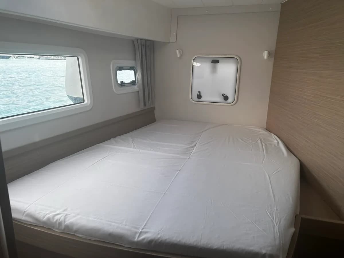 Lagoon 42 - photo 19