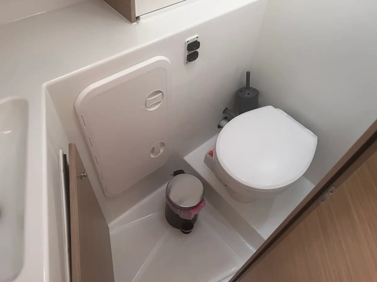 Lagoon 42 - photo 21