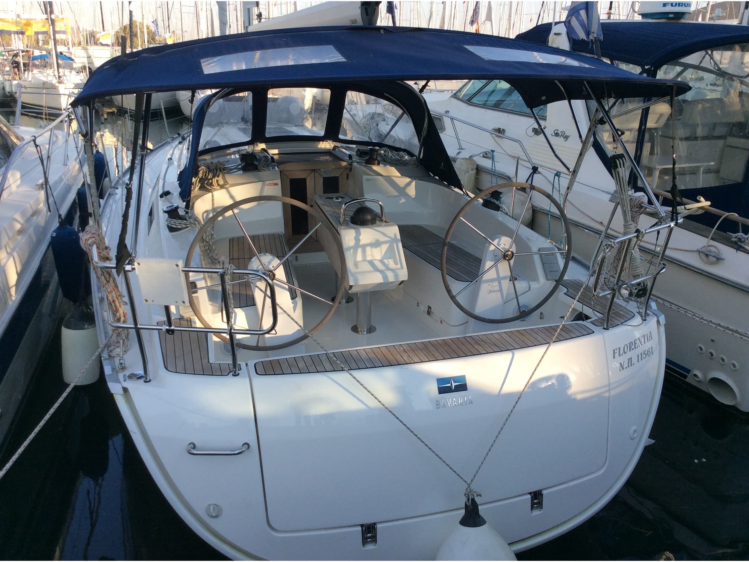 Bavaria Cruiser 37 - photo