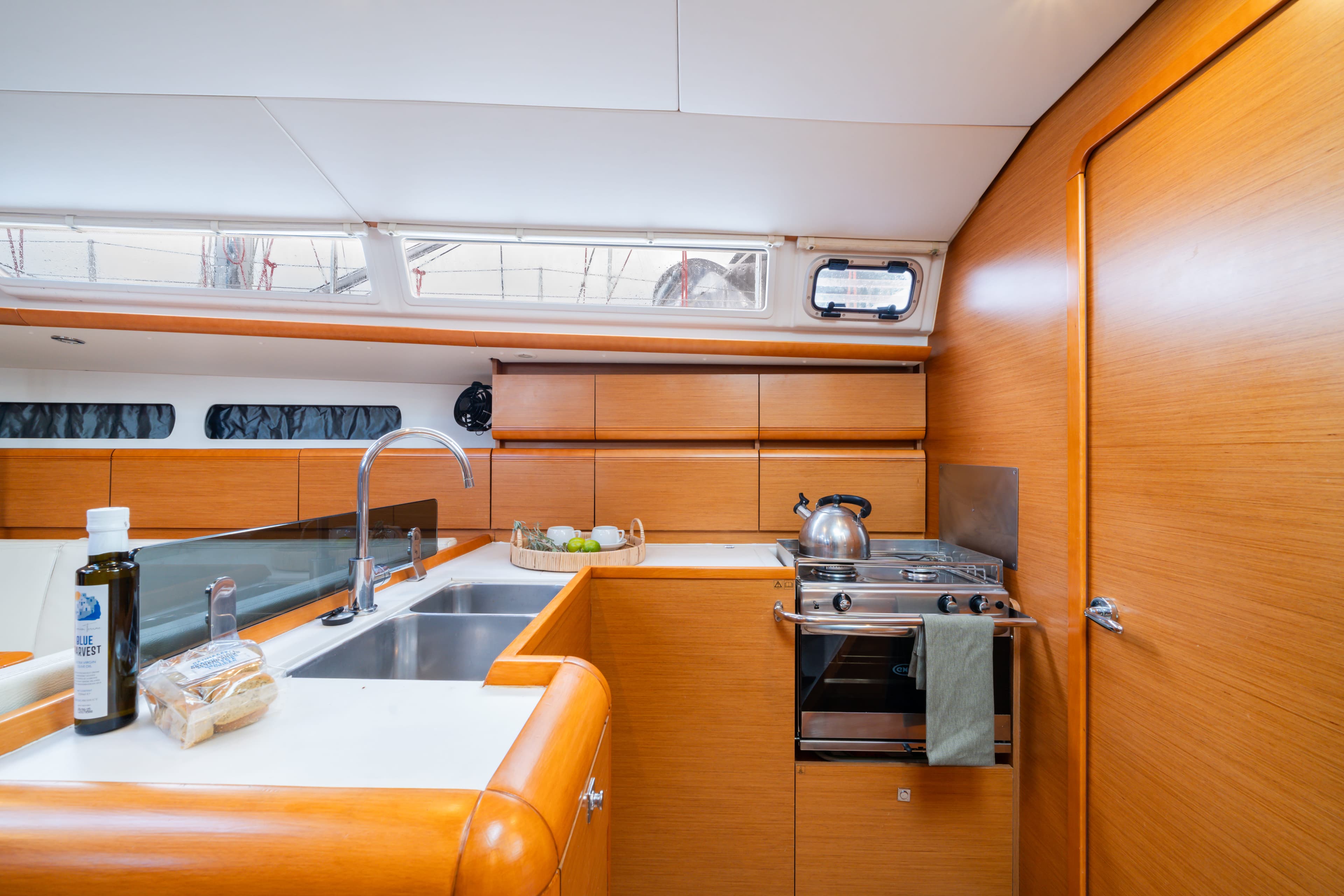 Sun Odyssey 439 - photo 10